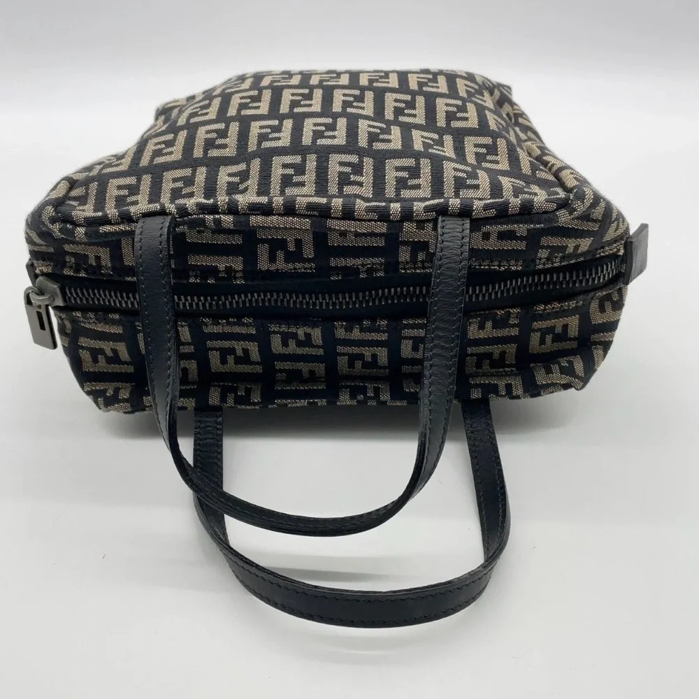 Authentic Fendi Zucchino Pattern Canvas Black x Beige Small Handbag - Picture 3 of 15
